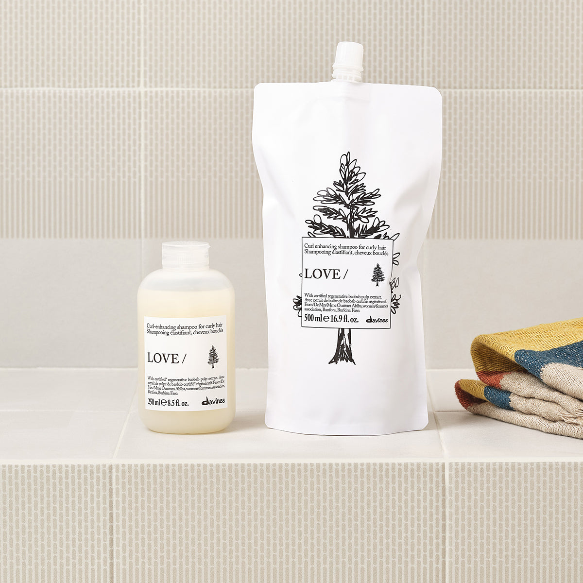 LOVE CURL Shampoo Refill - Image 2